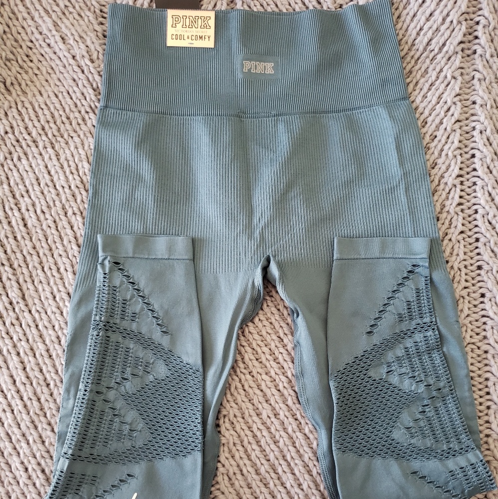 💋SOLD-VS high waist ankle pants - Picture 2 of 8